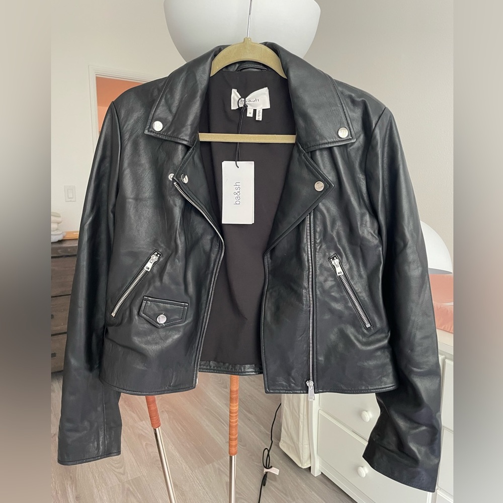 Black genuine leather moto jacket - size M - new with tags